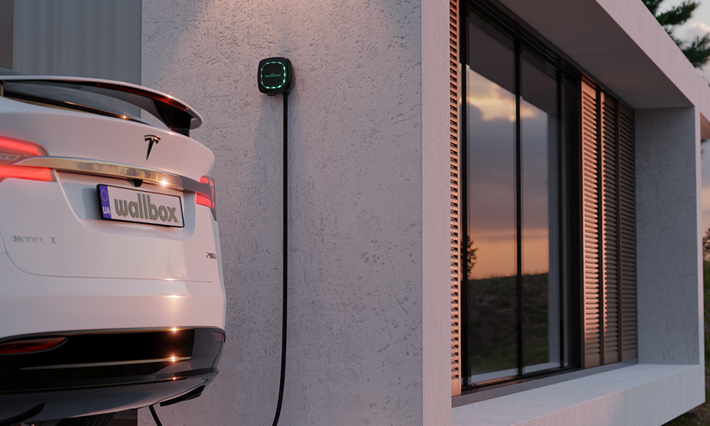 wallbox pulsar plus electric vehicle charger